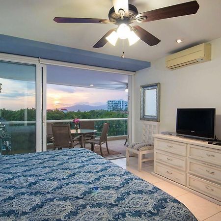 Breathtaking Villa Magna Beachfront Condo, 3 Bedrooms Sleeps 6 Nuevo Vallarta Esterno foto